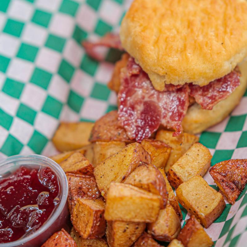 Sandwich with baked potato