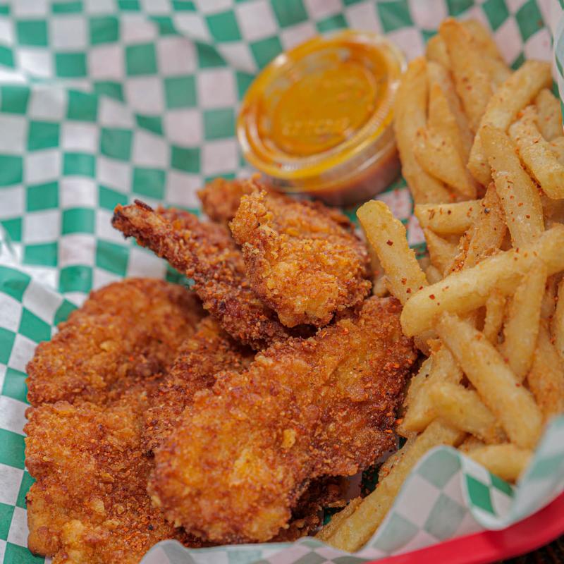 Chicken nuggets with fries
